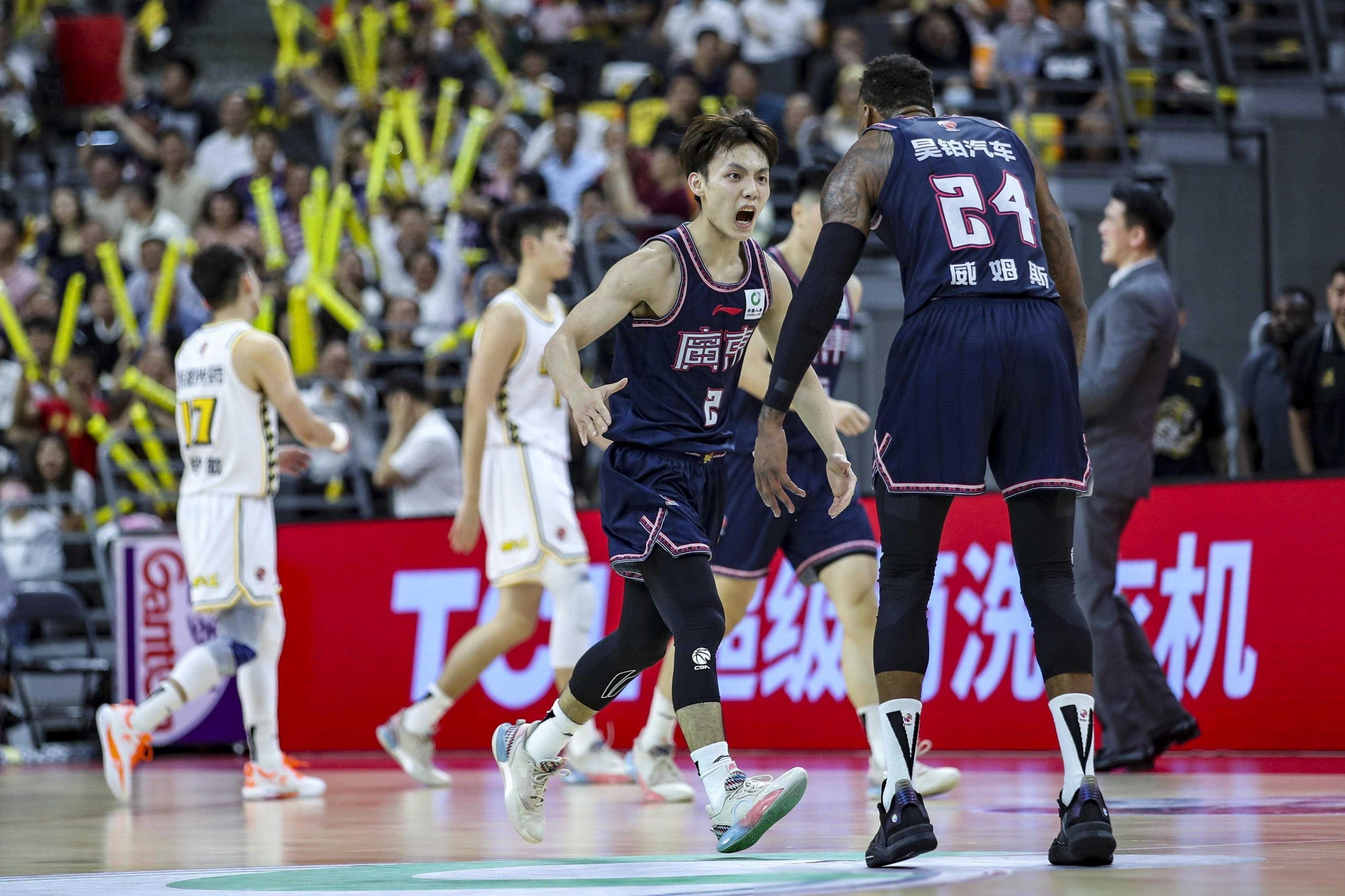 英雄联盟2025总决赛-CBA常规赛加时末段走向成谜，上海久事临场应变，目标明确，心理建设被强调的简单介绍